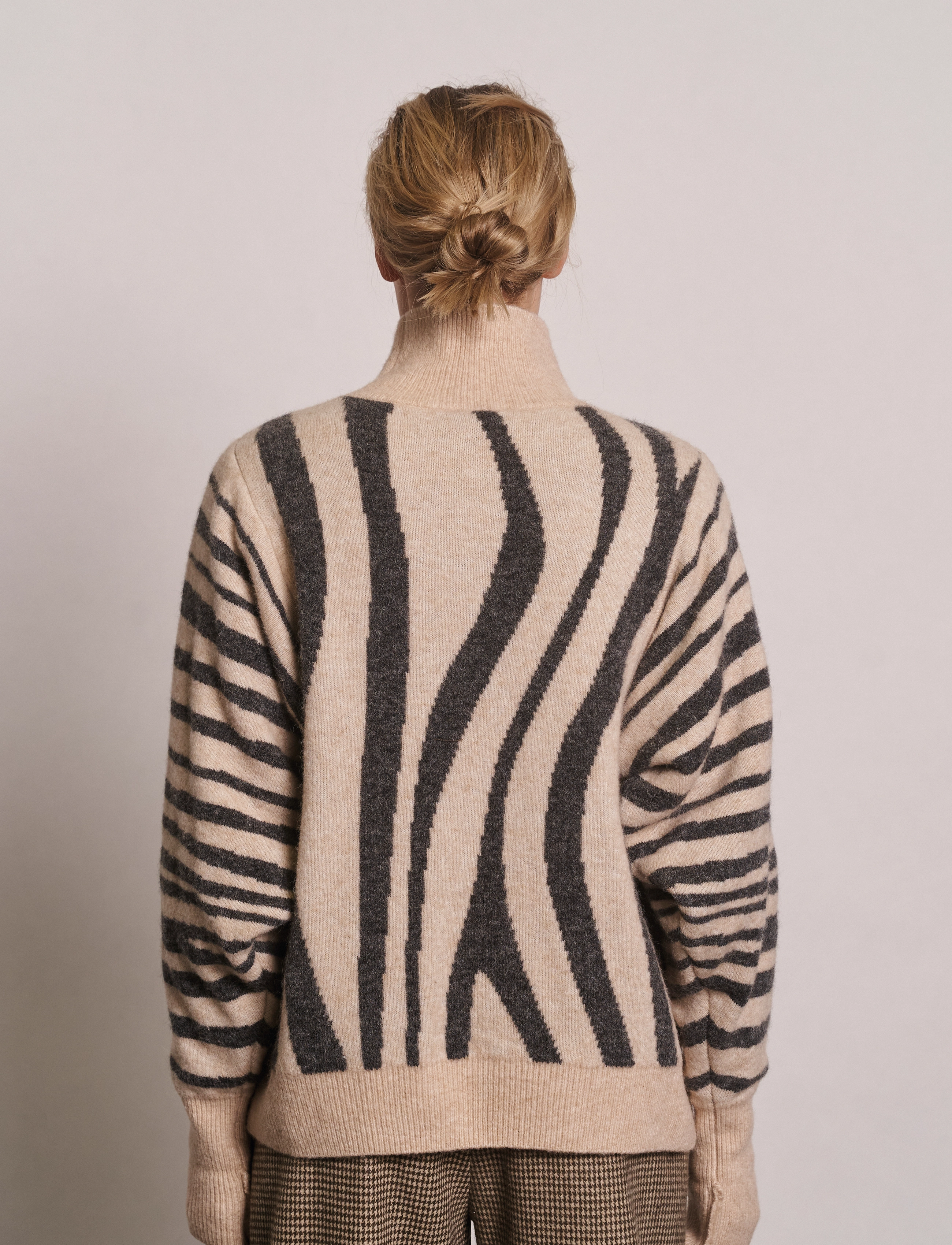 NORR - Falon knit top - beige stripe - 3