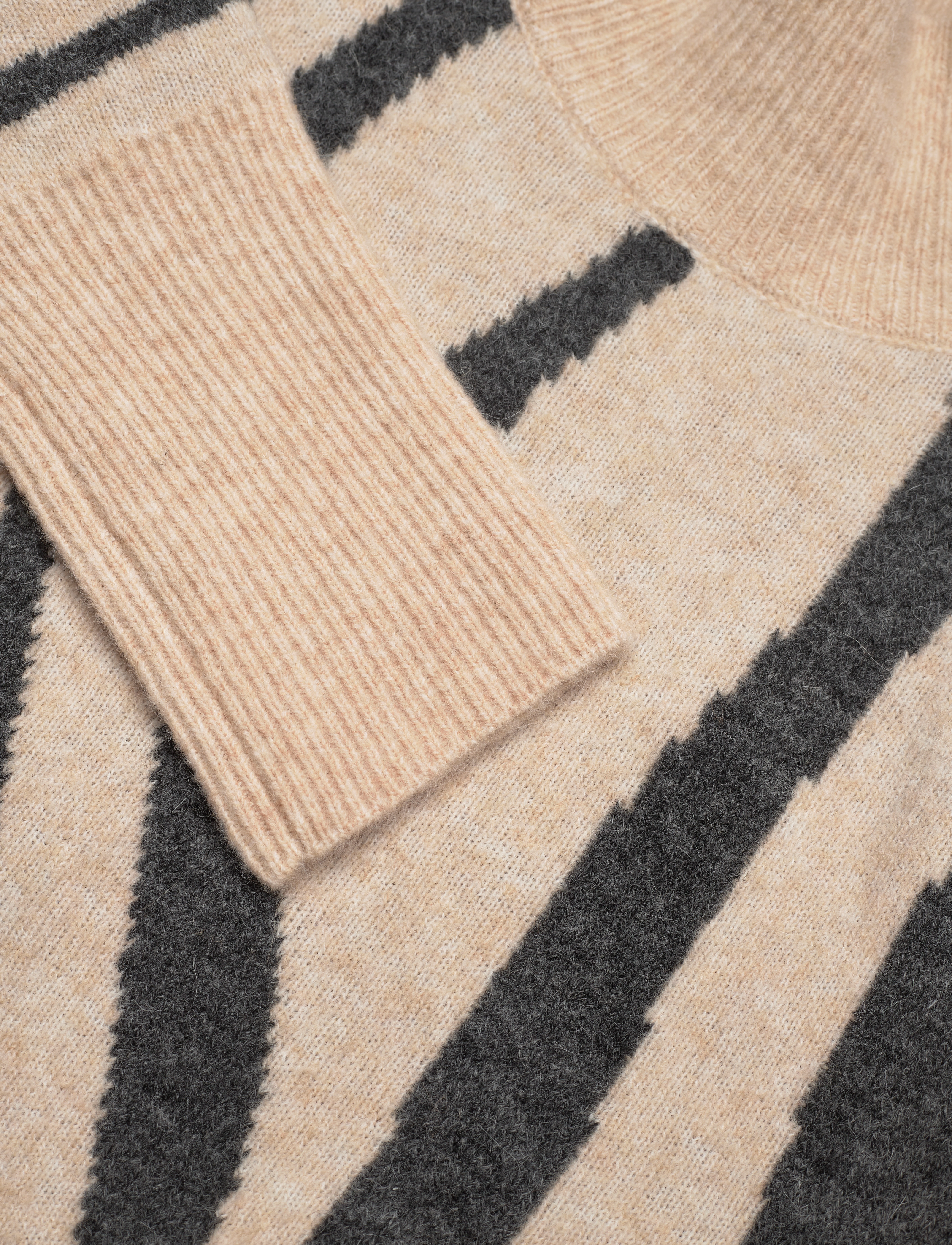 NORR - Falon knit top - beige stripe - 5