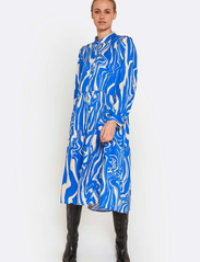 NORR - Kemia dress - marškinių tipo suknelės - blue print - 2