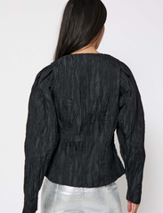 NORR - Evan top - long-sleeved blouses - black - 4