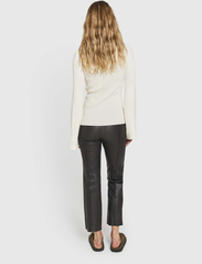 NORR - Sherry WS knit top - trøjer - off-white - 3