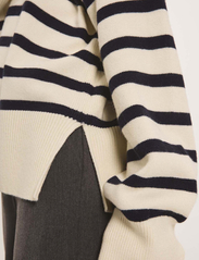 NORR - Lindsay new knit stripe top - trøjer - off white comb - 6