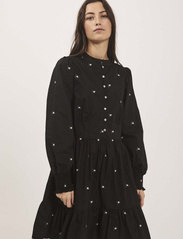 NORR - Miluna dress - skjortekjoler - black comb. - 4