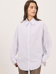 NORR - Mona shirt - langærmede skjorter - off-white - 3