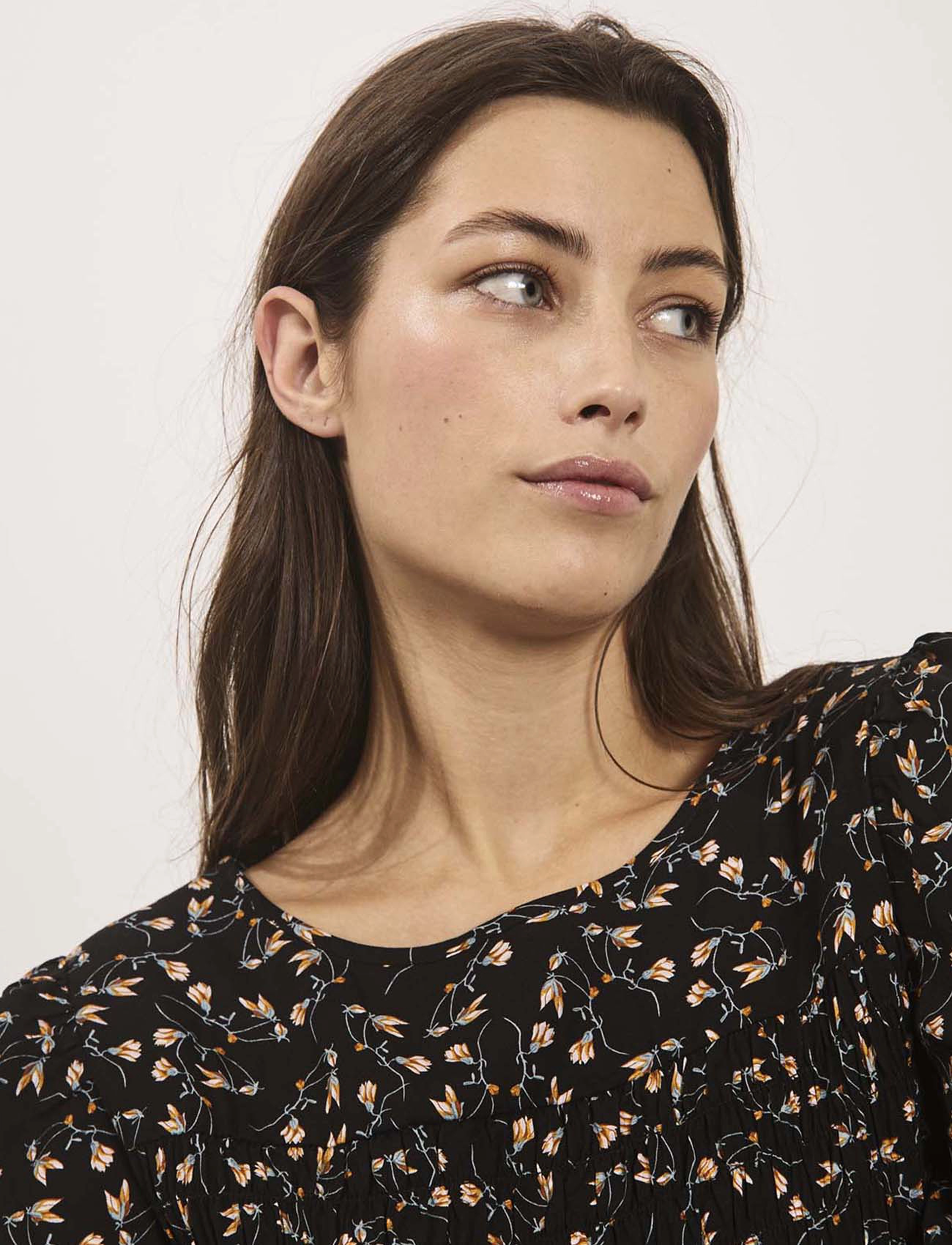 NORR - Sabby smock top - langærmede bluser - black flower print - 4
