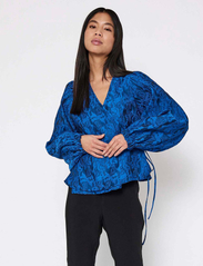 NORR - Giya wrap top - long-sleeved blouses - royal blue - 1