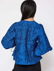 NORR - Giya wrap top - long-sleeved blouses - royal blue - 4