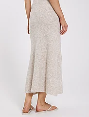 NORR - Filine knit skirt - strikkede nederdele - light beige - 4