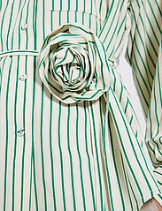 NORR - Linna shirt - long-sleeved shirts - bright green stripe - 5