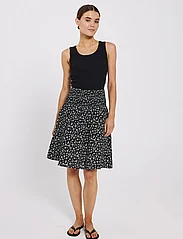 NORR - Opal seersucker skirt - midi skirts - black flower aop - 2