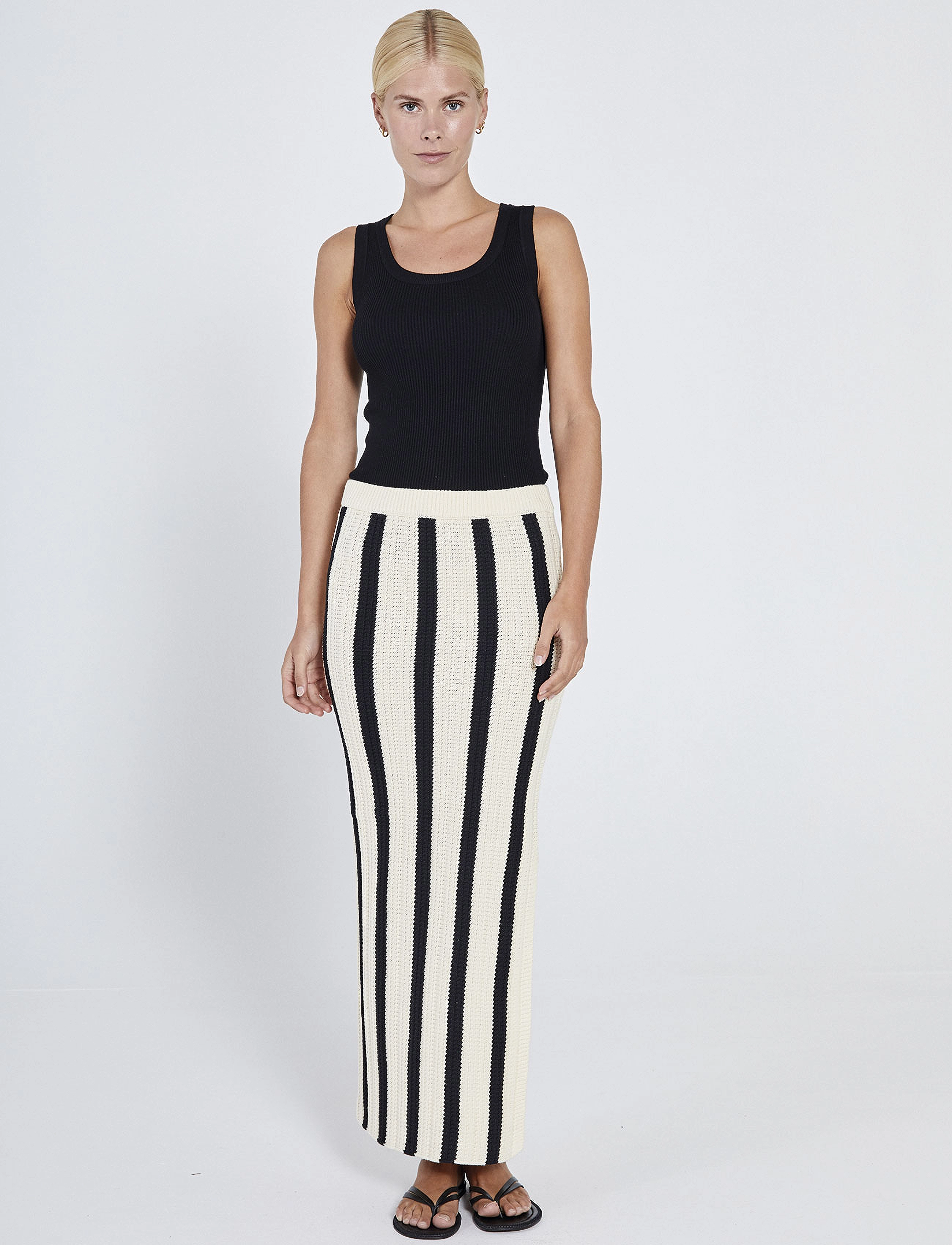 NORR Stilla Blocking Knit Skirt, Stribet Strik Nederdel, Hvid, Str: 38