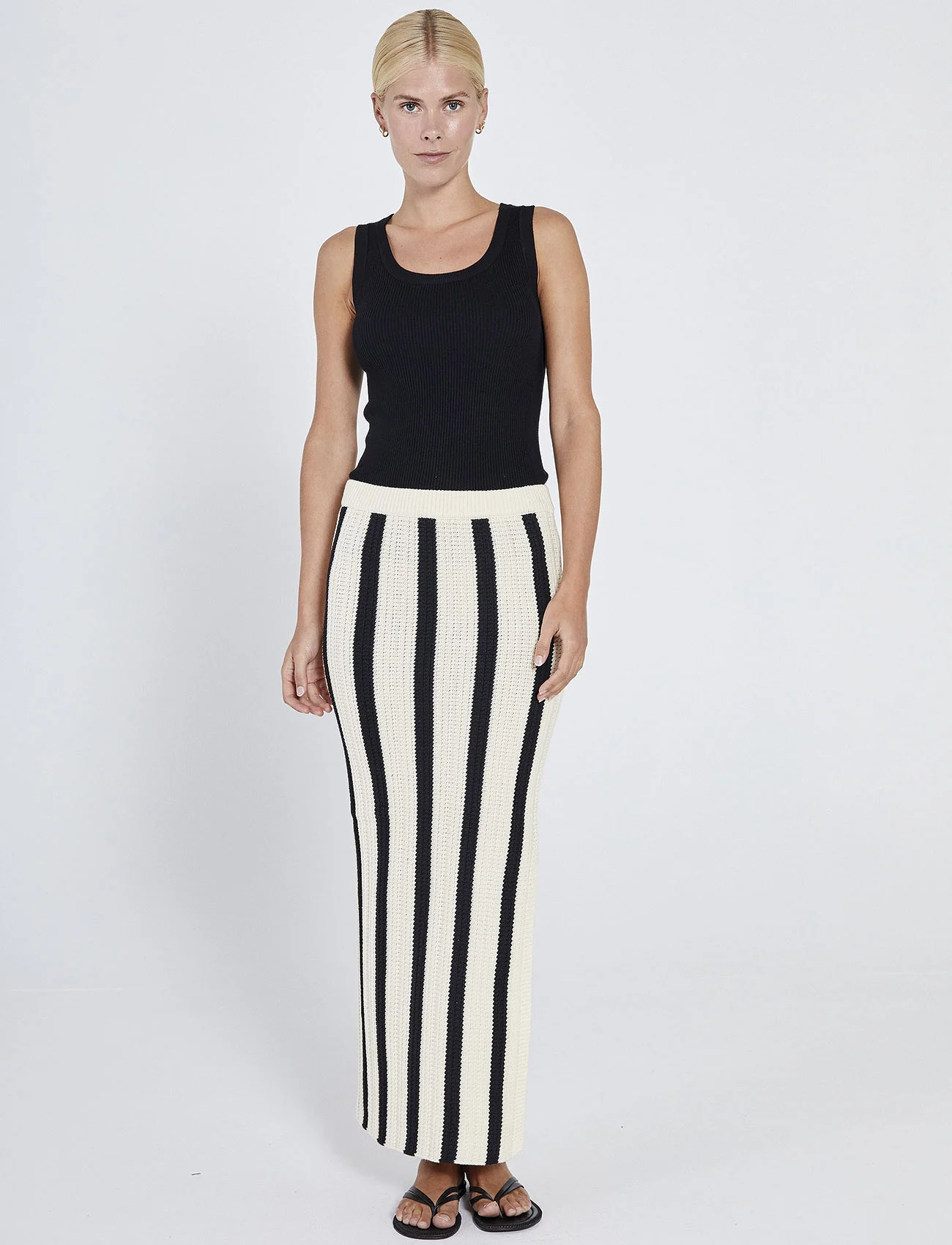 NORR - Stilla blocking knit skirt - maxi skirts - black stripe - 0