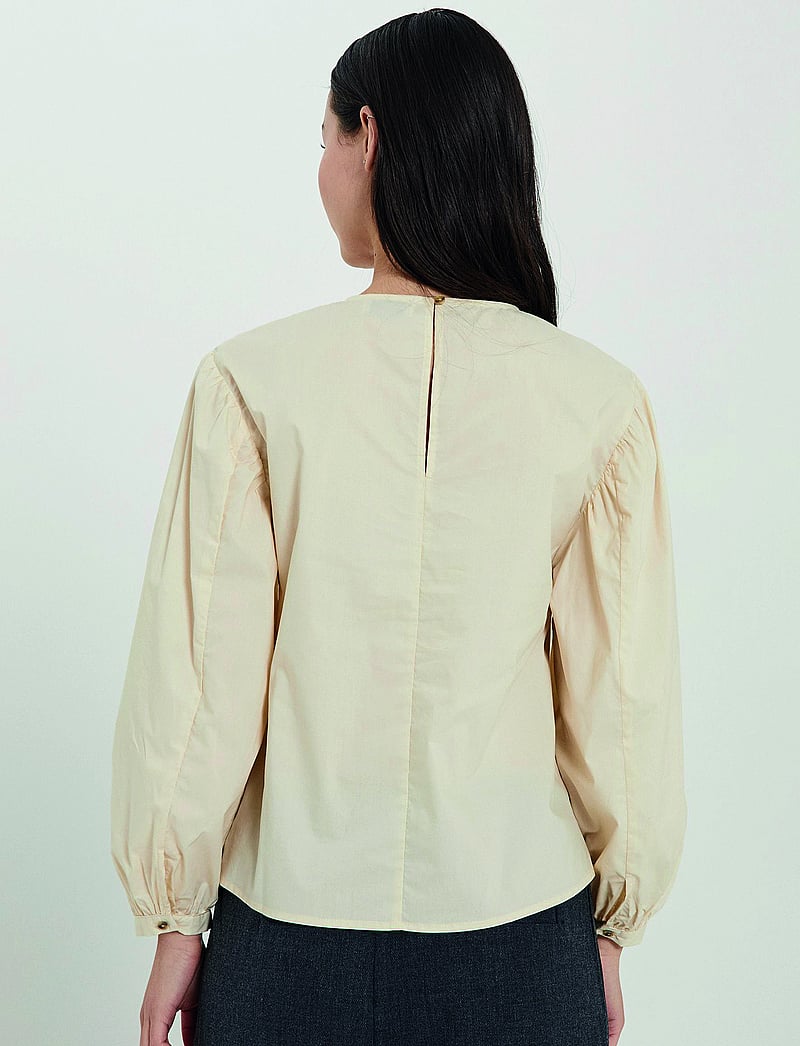 NORR - Cest top - long sleeved blouses - light cream - 3