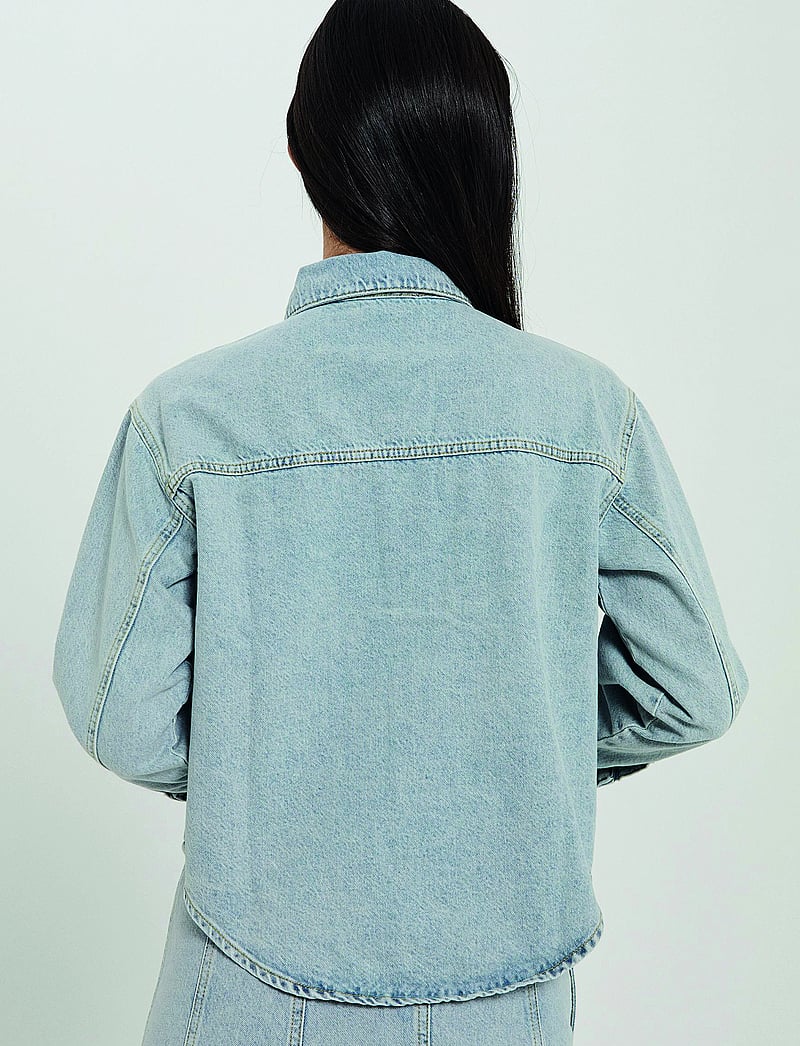 NORR - Kenzie short shirt - denimskjorter - vintage blue wash - 2