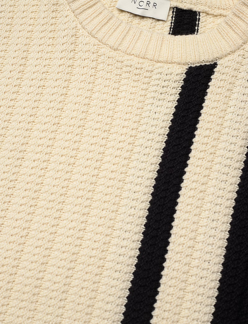 NORR - Stilla blocking knit top - sviitrid - off-white w. black detail - 4