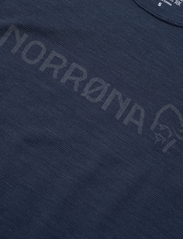 Norrøna - falketind equaliser merino T-Shirt W's - t-shirts - indigo night - 2
