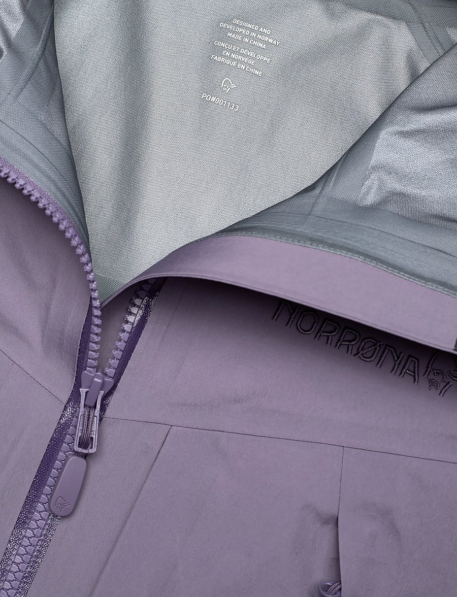 Norrøna - møre Gore-Tex Jacket W's - vêtements de ski - purple sage - 2