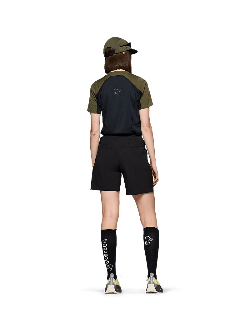 Norrøna - senja flex1 8" Shorts W's - udendørsshorts - caviar black - 5