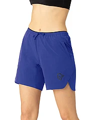 Norrøna - senja flex1 8" Shorts W's - udendørsshorts - royal blue - 3
