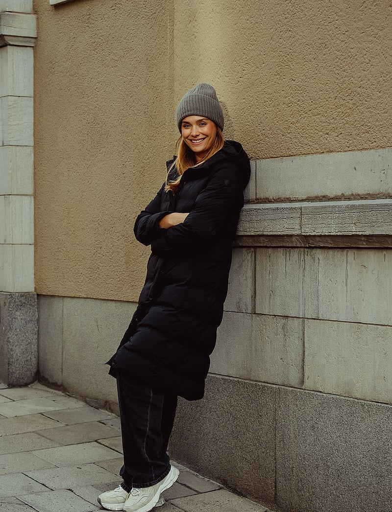 Norrsken - MALMÖ JKT W - dunfrakker - black - 3