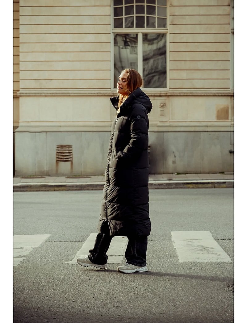 Norrsken - VÄXJÖ JKT W - dunfrakker - black solid - 5