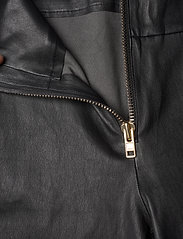 Notes du Nord - Anna Leather Pants - festkläder till outletpriser - noir - 2