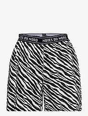Notes du Nord - Kira Shorts P - casual shorts - zebra - 0
