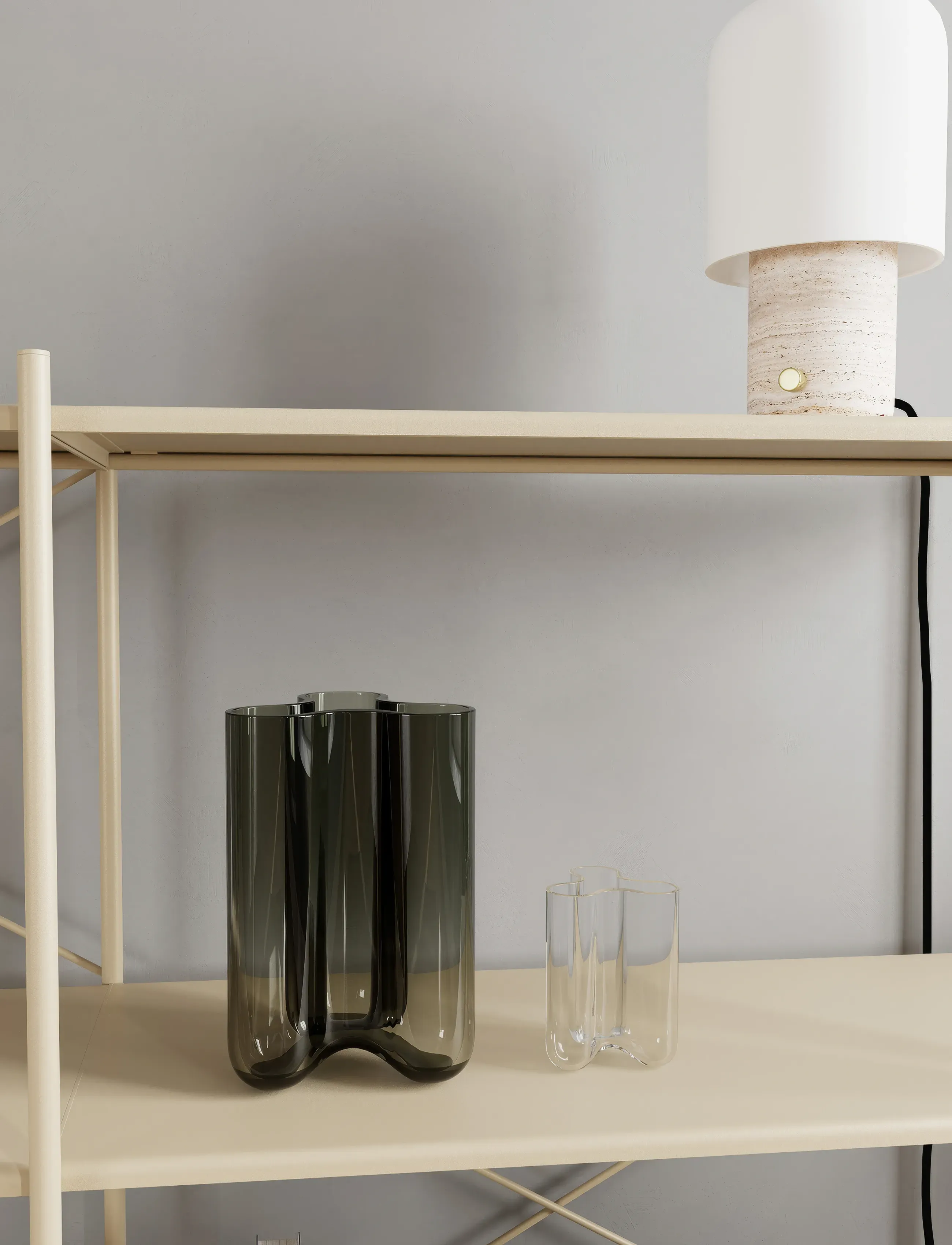 Novoform - Clover vase - vasen - smoky green - 2