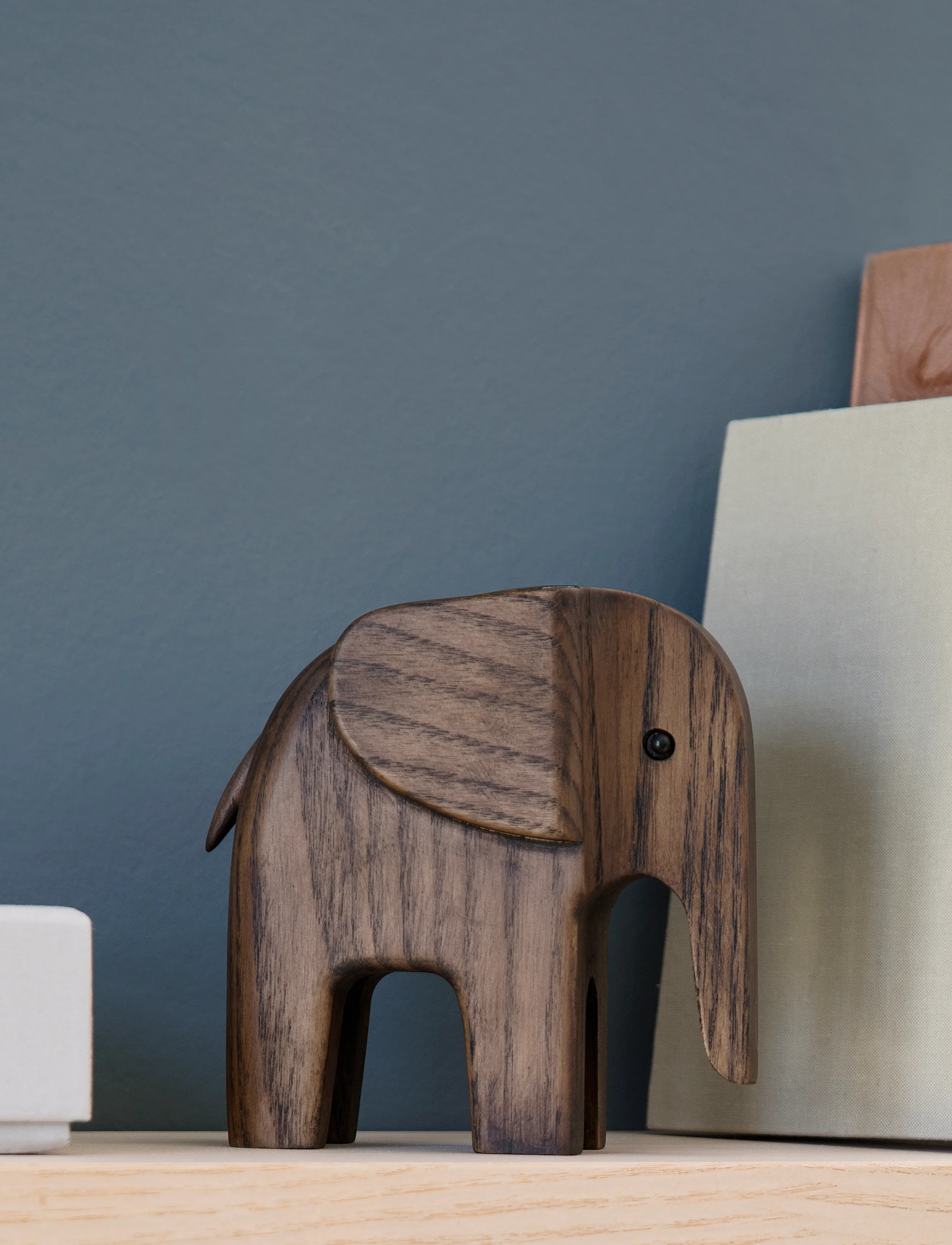 Novoform Elephant, 11X5.8X11 cm, Decorative Accessories-details, Braun - Wooden Figures, Homeware