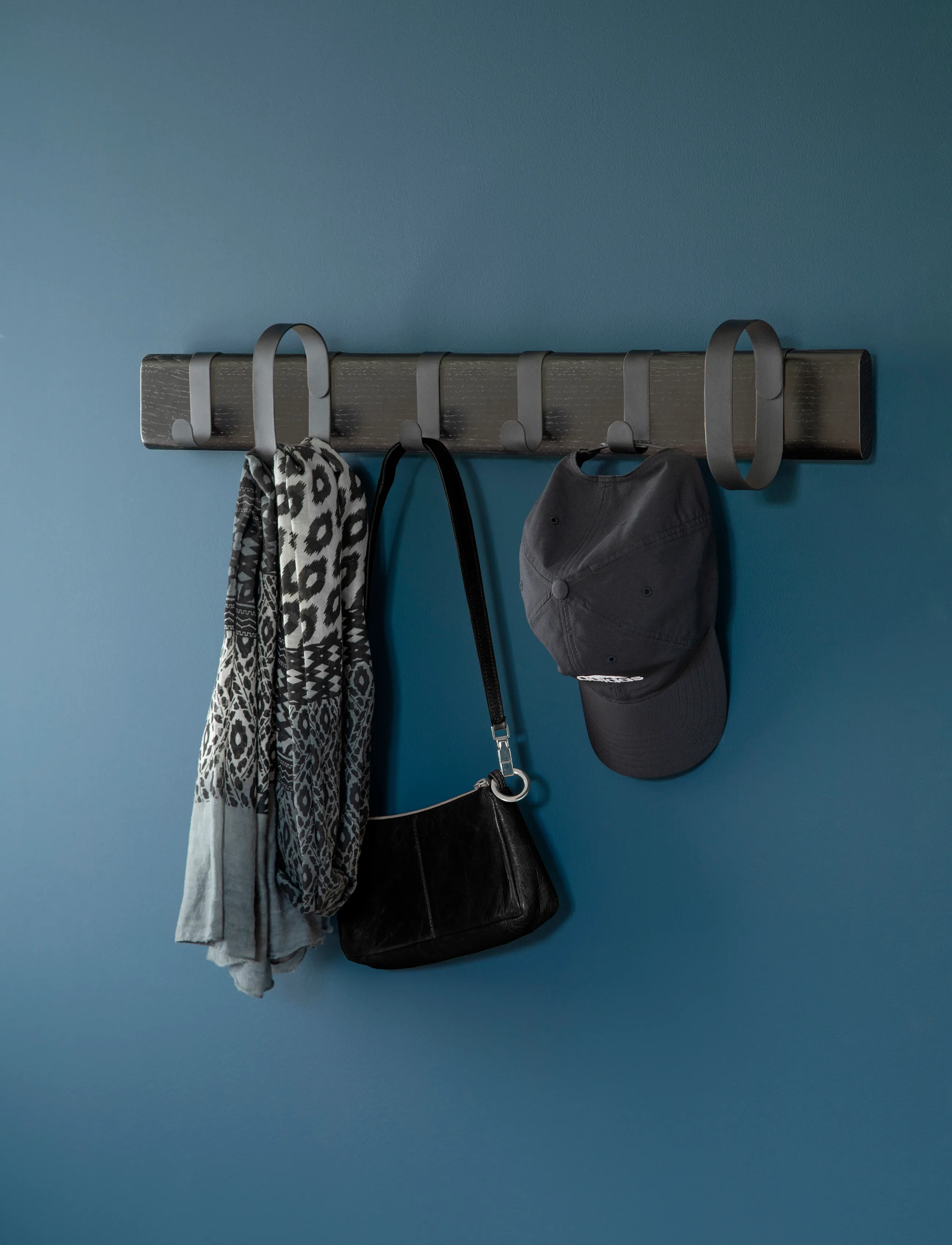 Novoform - Fluke coat rack - kleiderhaken & kleiderbügel - black - 2