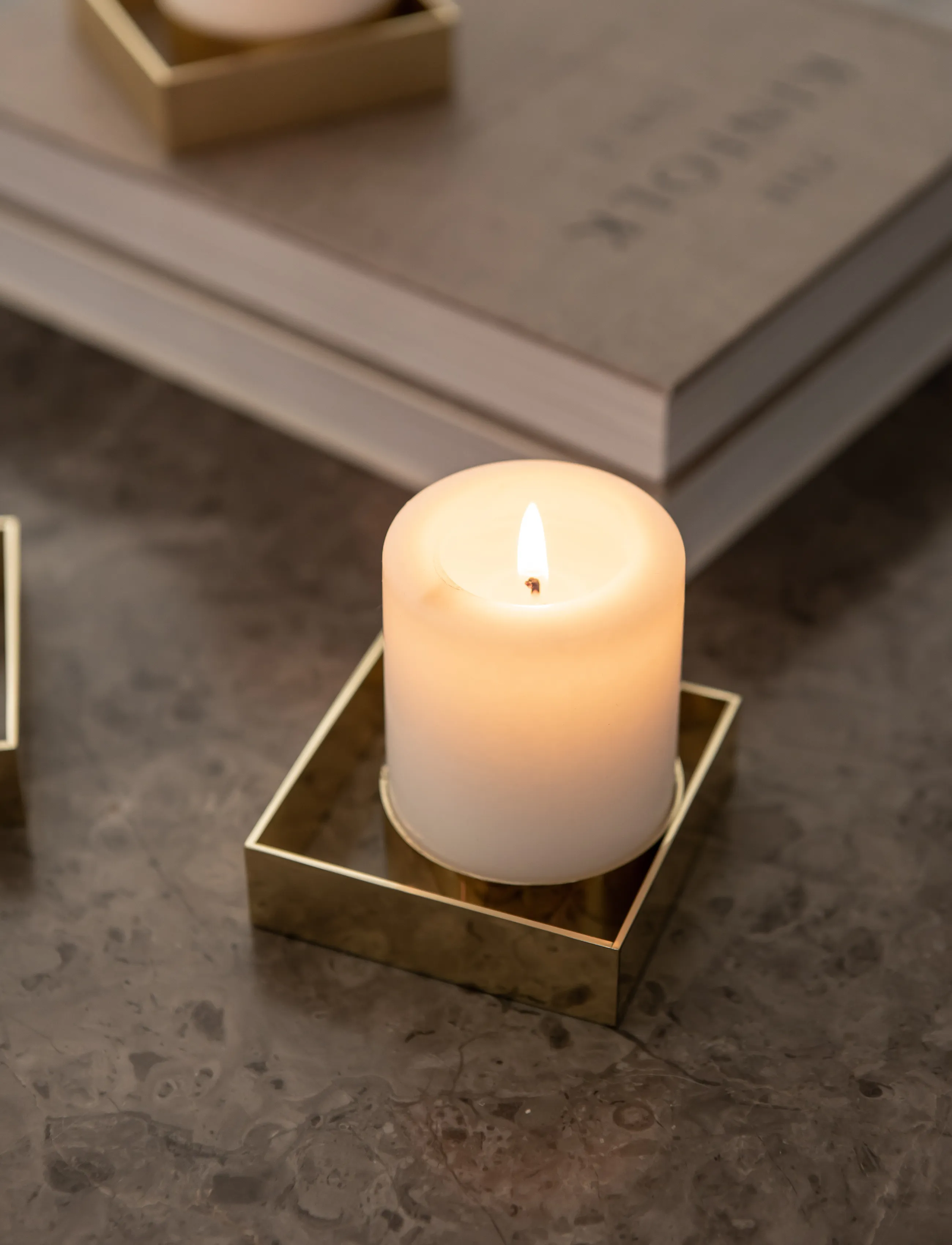 Novoform - EDGE BLOCK candle holder - brass - 4