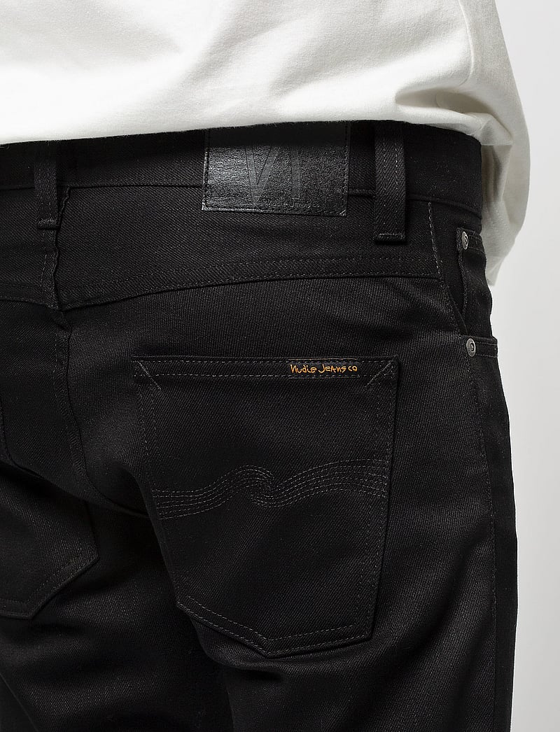 Nudie Jeans - Grim Tim - kitsad teksad - dry ever black - 4