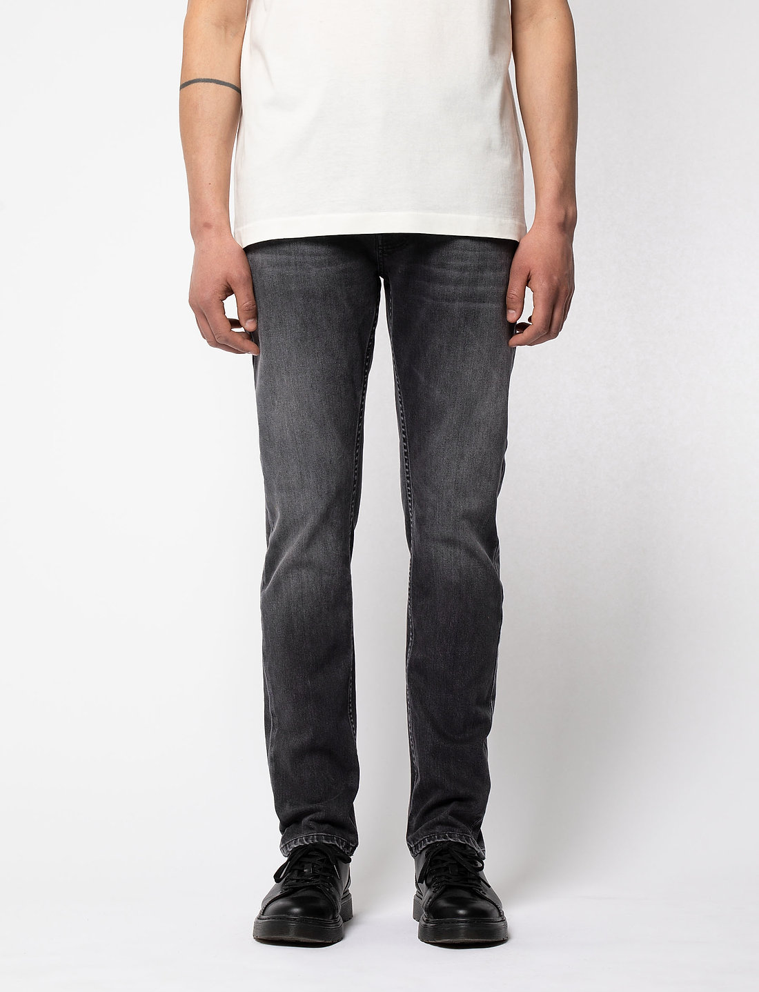 Nudie Jeans - Lean Dean - kitsad teksad - black eyes - 0