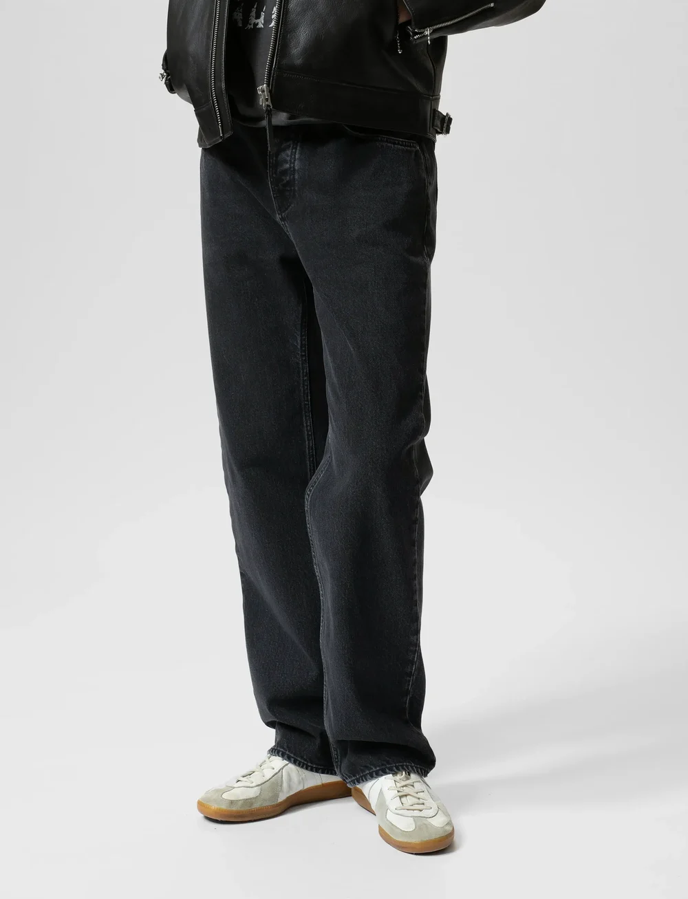 Nudie Jeans - Tuff Tony Black Vintage - alt laienevad teksad - black vintage - 1