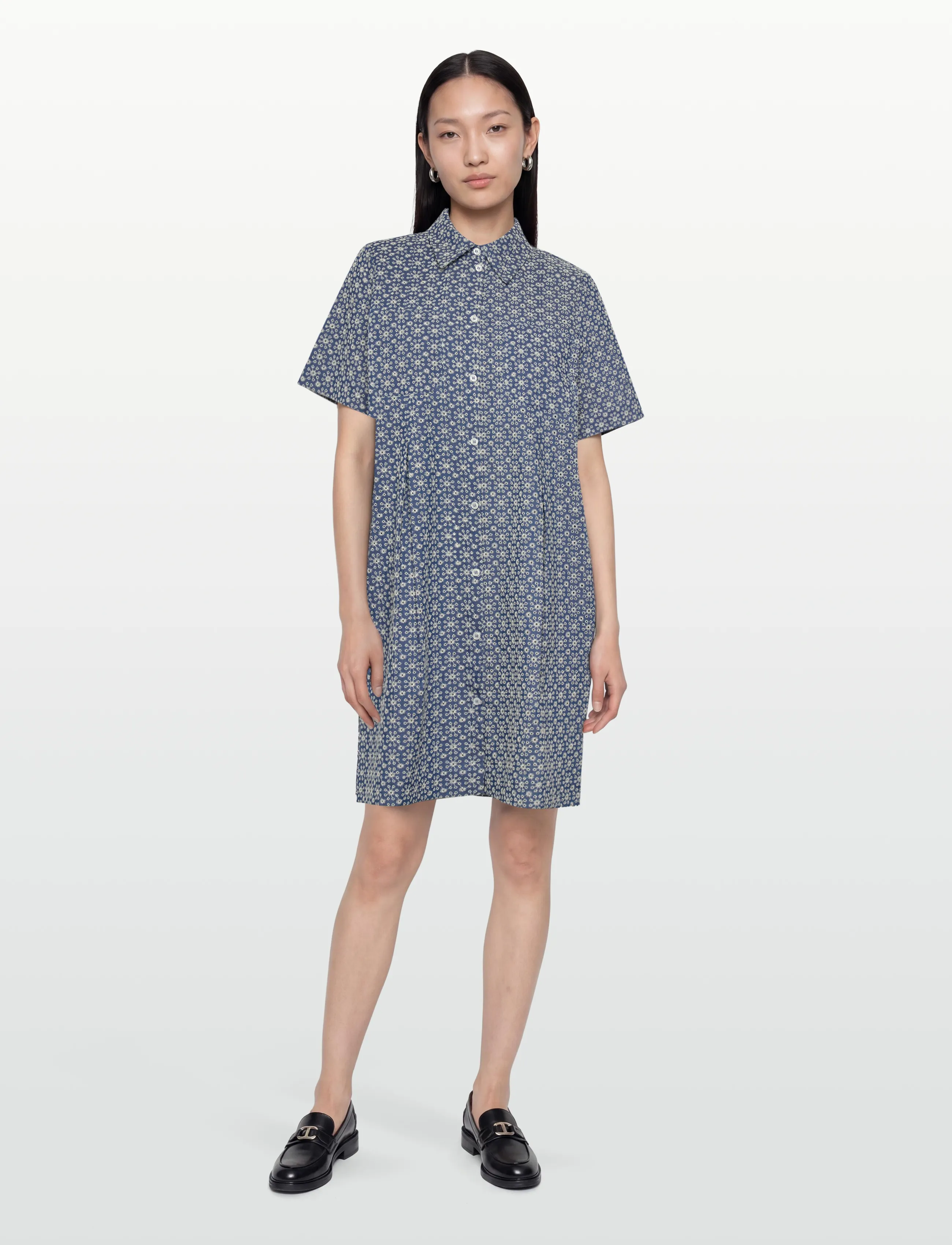 nué notes Florence Dress - Hemdkleider - 565 WHITE FLOWER DENIM / blue