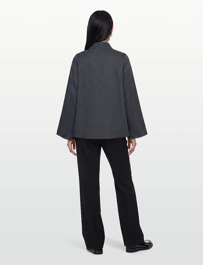 nué notes - Barinas Blouse - langärmlige blusen - 499 navy - 4