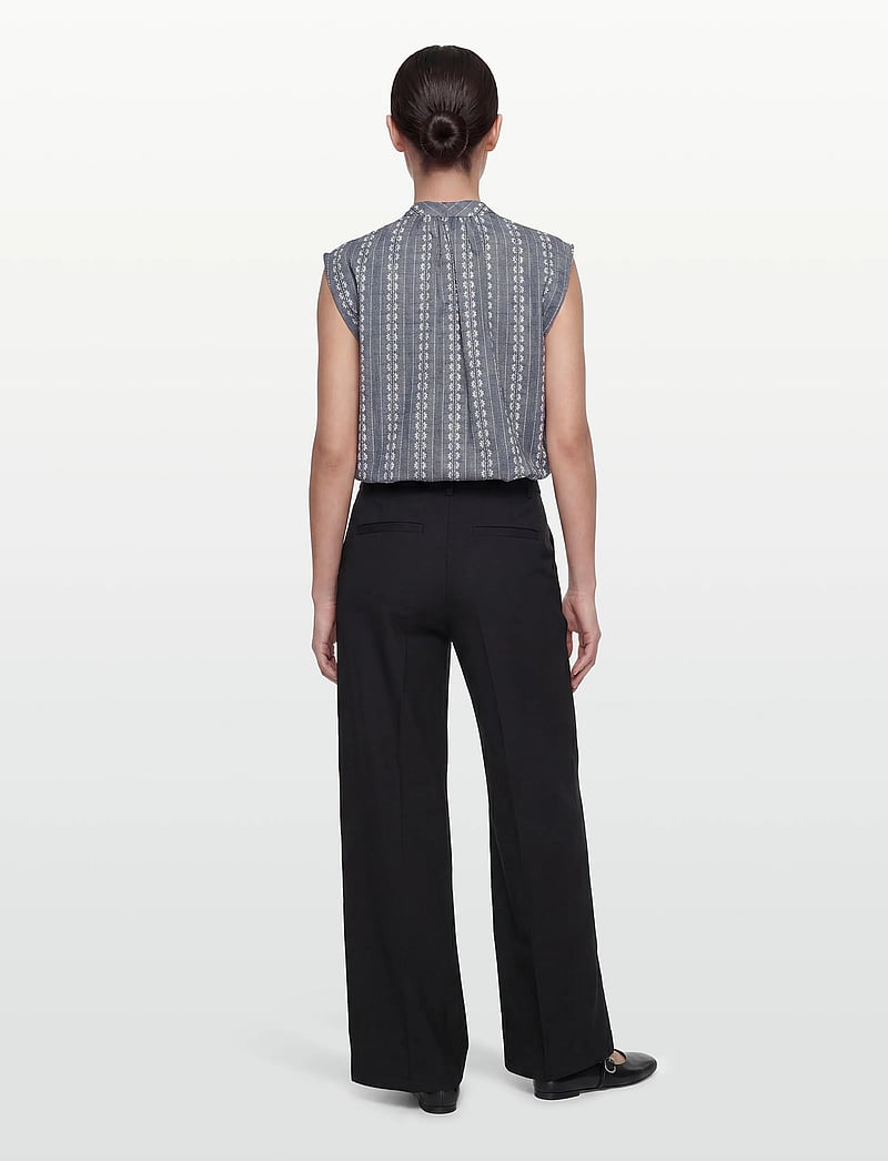nué notes - Benicia Shirt - sleeveless blouses - 923 chambray stripe - 4