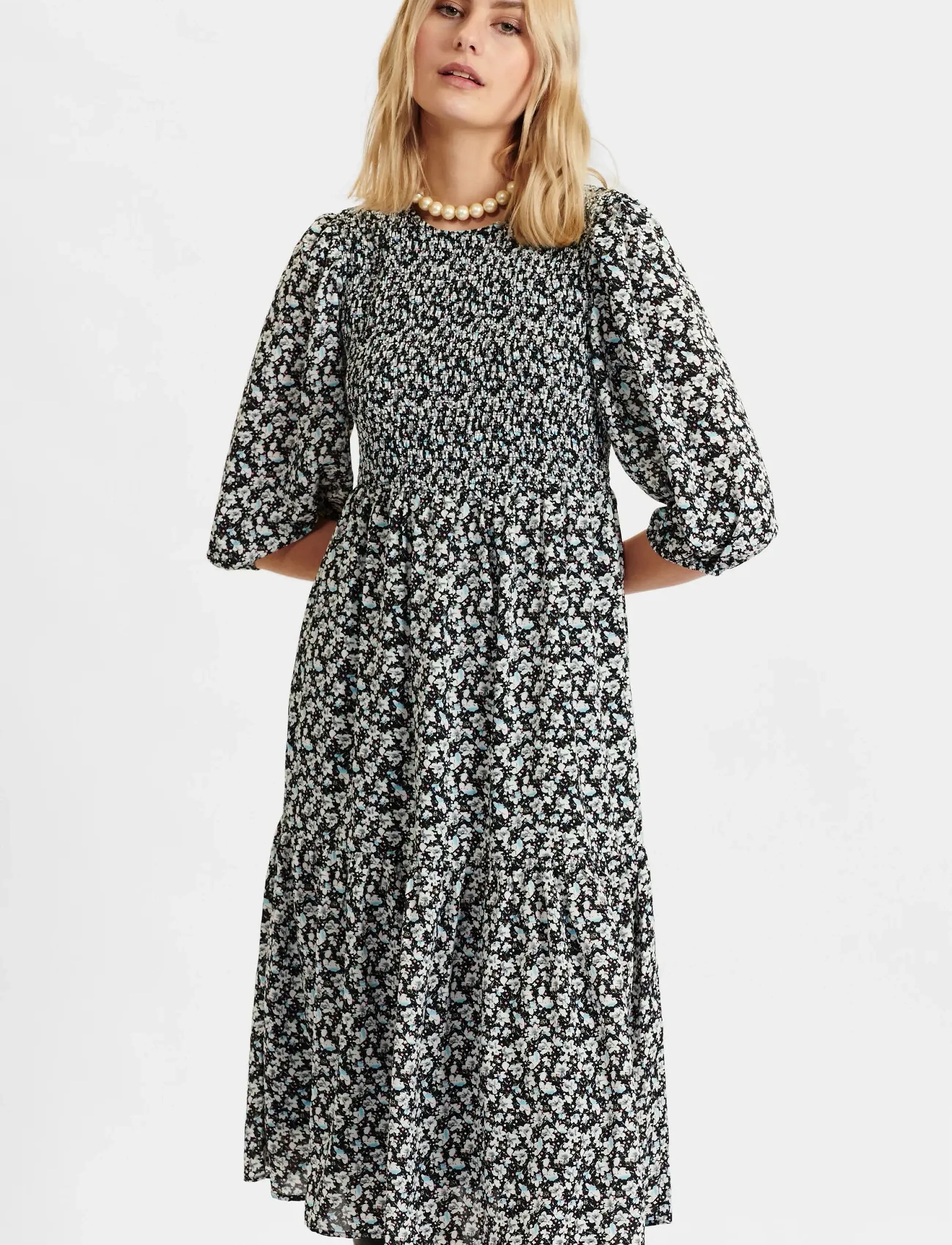 Nümph NUCALTUMINE DRESS S/S - Kleider - CAVIAR / multi