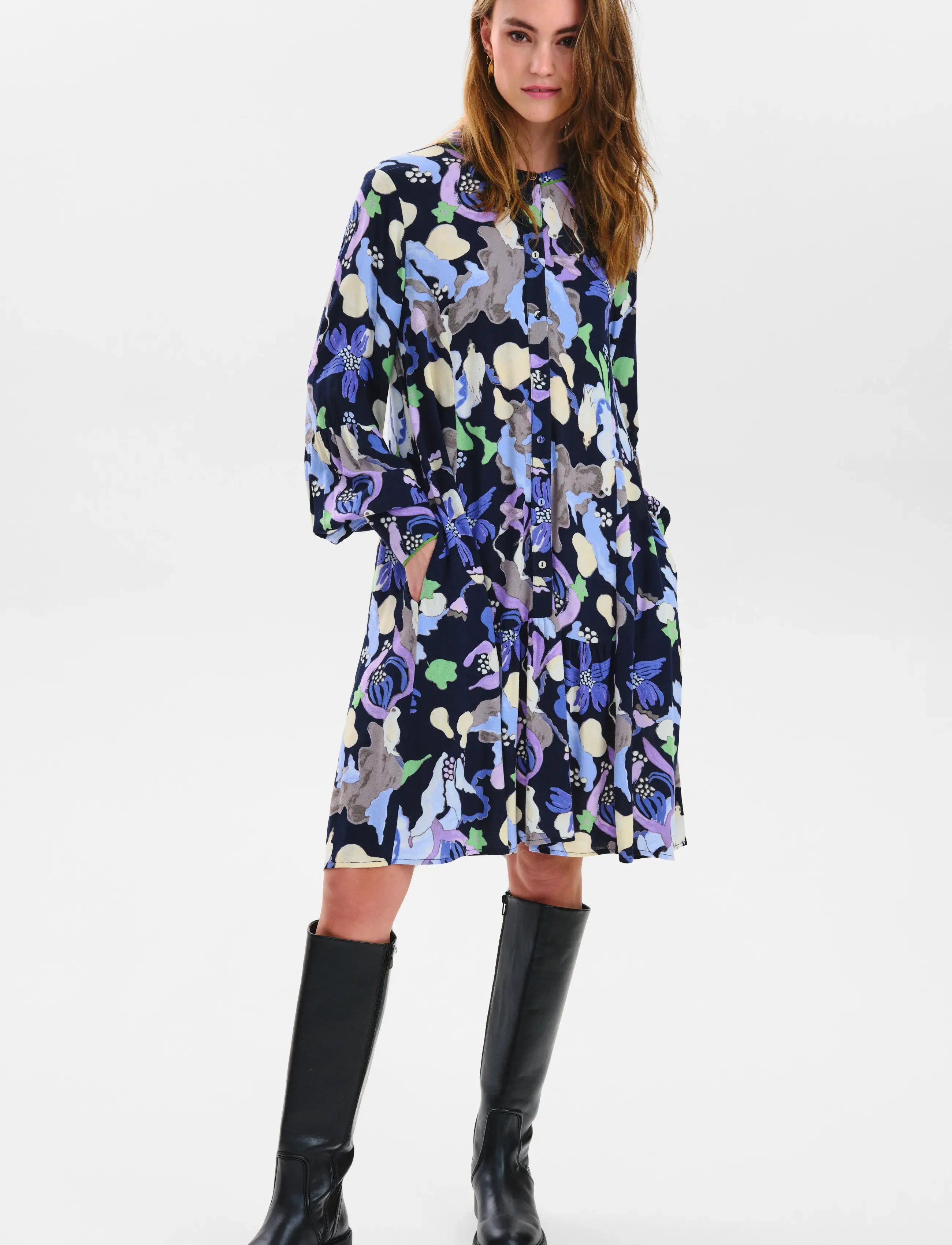 Nümph - NUEAMAJA SHORT DRESS - skjortekjoler - dark sapphire - 4