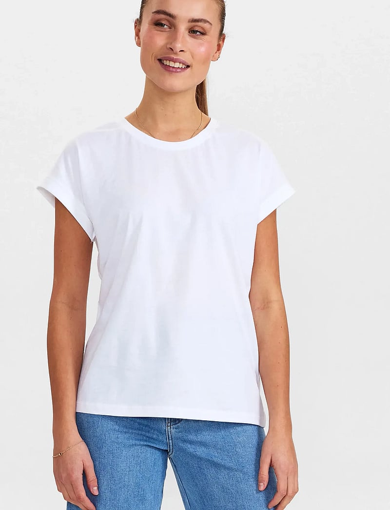 Nümph - NUBEVERLY T-SHIRT - t-shirts - bright white - 0