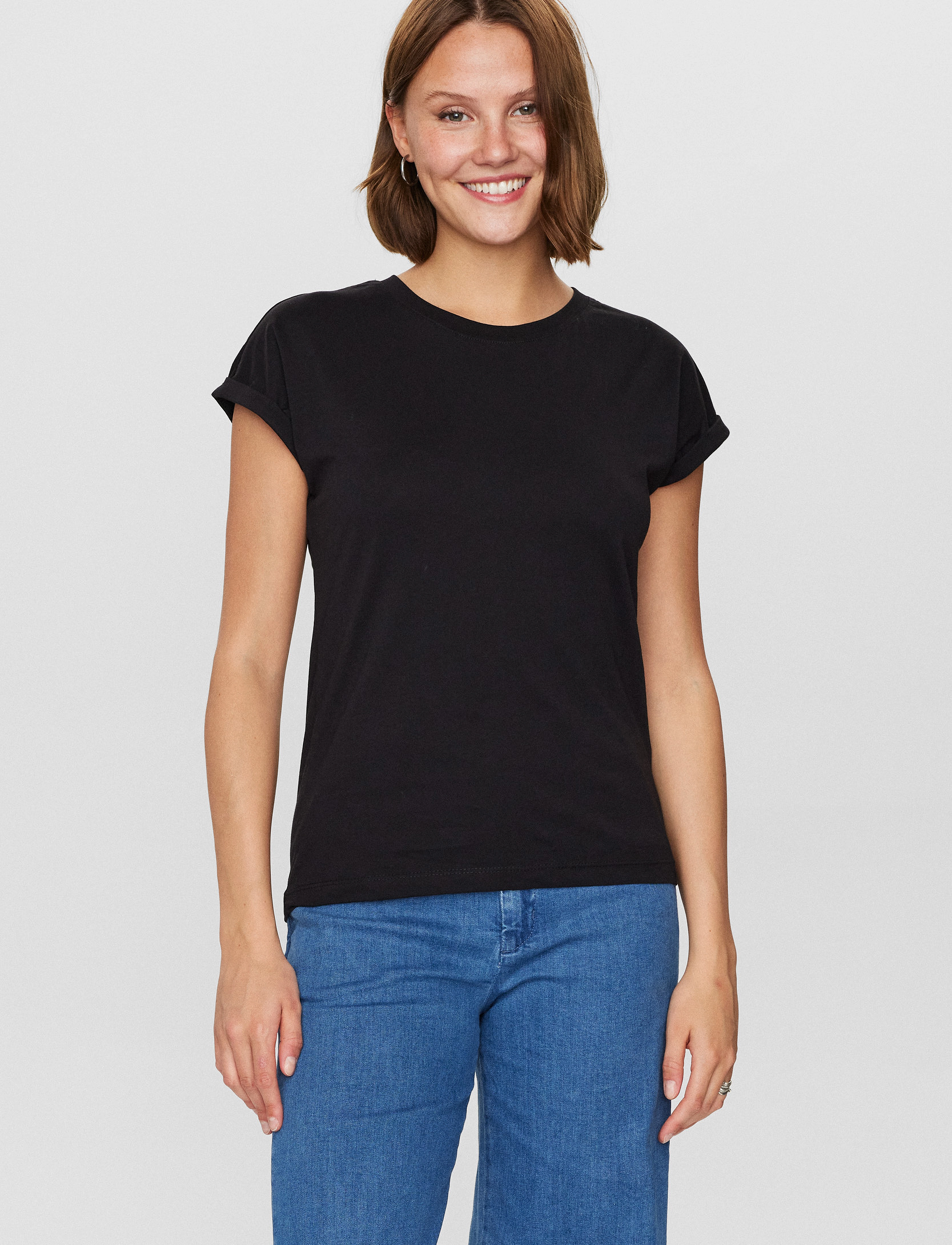Nümph Nubeverly T-Shirt, M, T-shirts & Oberteile, Schwarz - Short-sleeved, Frauen