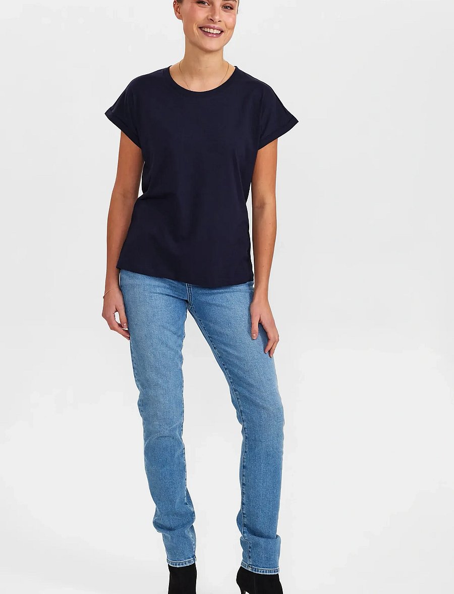 Nümph - NUBEVERLY T-SHIRT - t-paidat - dark sapphire - 4