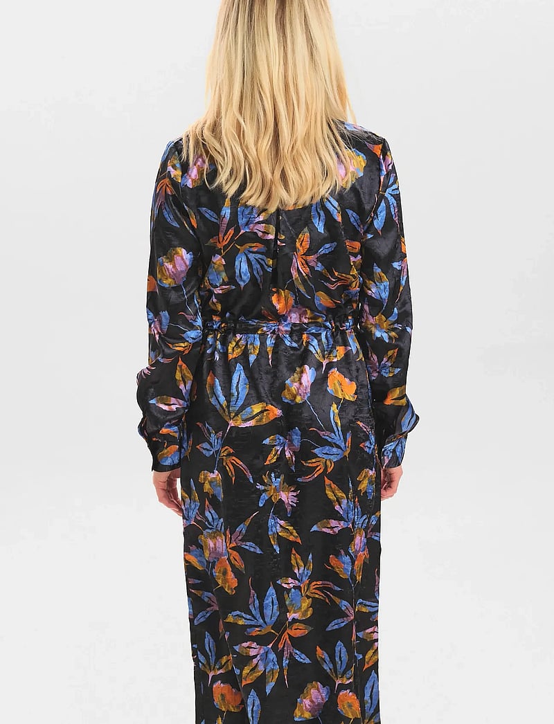 Nümph - NUKELBY DRESS - midikleider - dark sapphire - 3