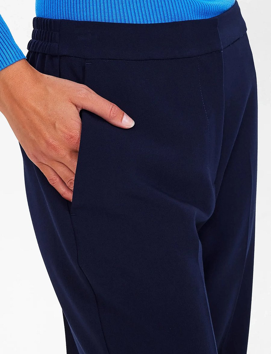 Nümph - NURONJA PANTS - anzugshosen - dark sapphire - 5