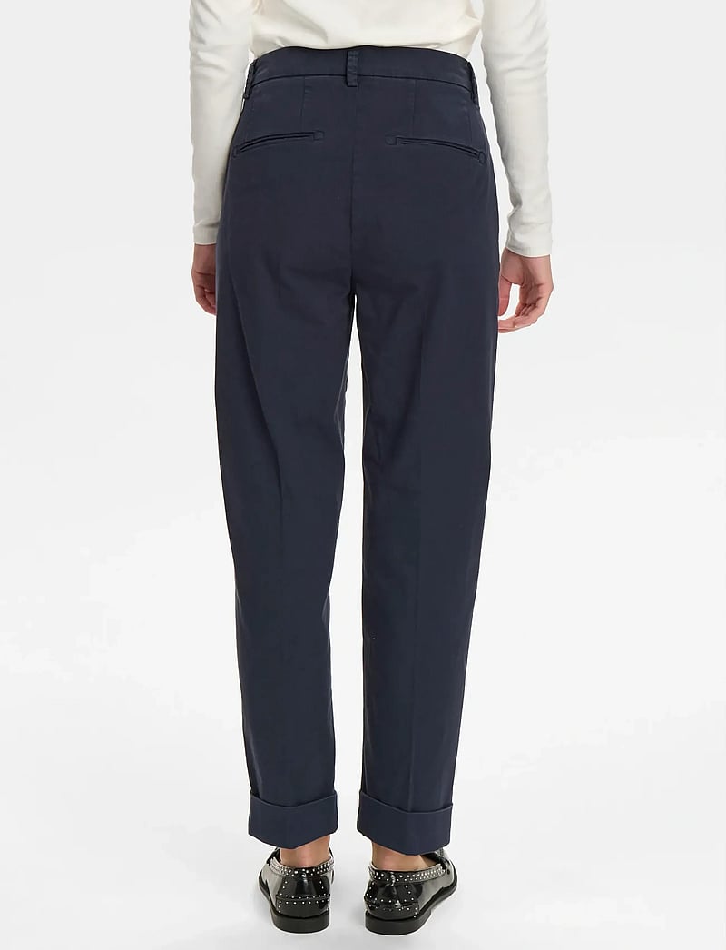 Nümph - NUREGITZA PANTS - chinos - dark sapphire - 3