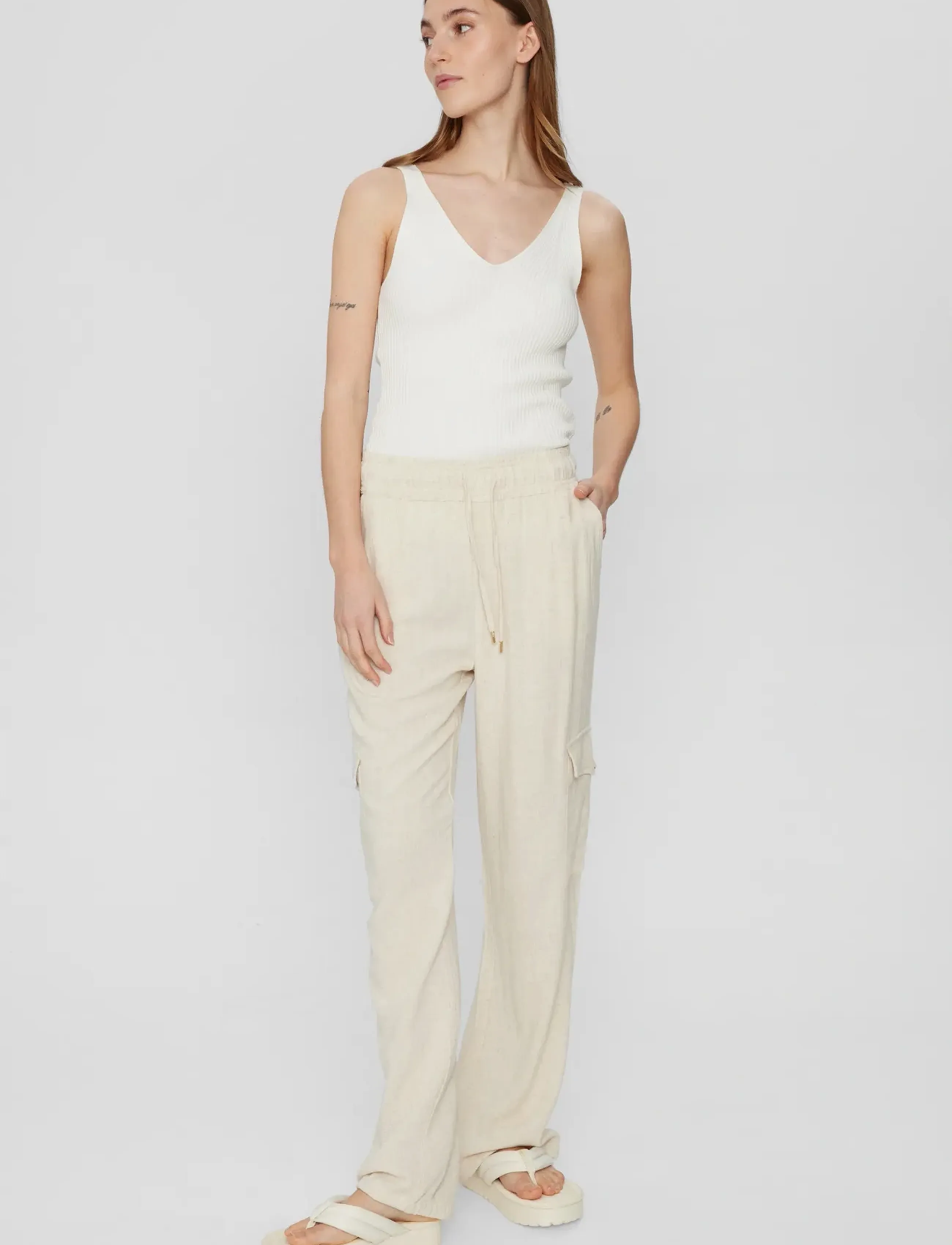 Nümph - NUSUSSI PANT - cargobukser - sesame melange - 4