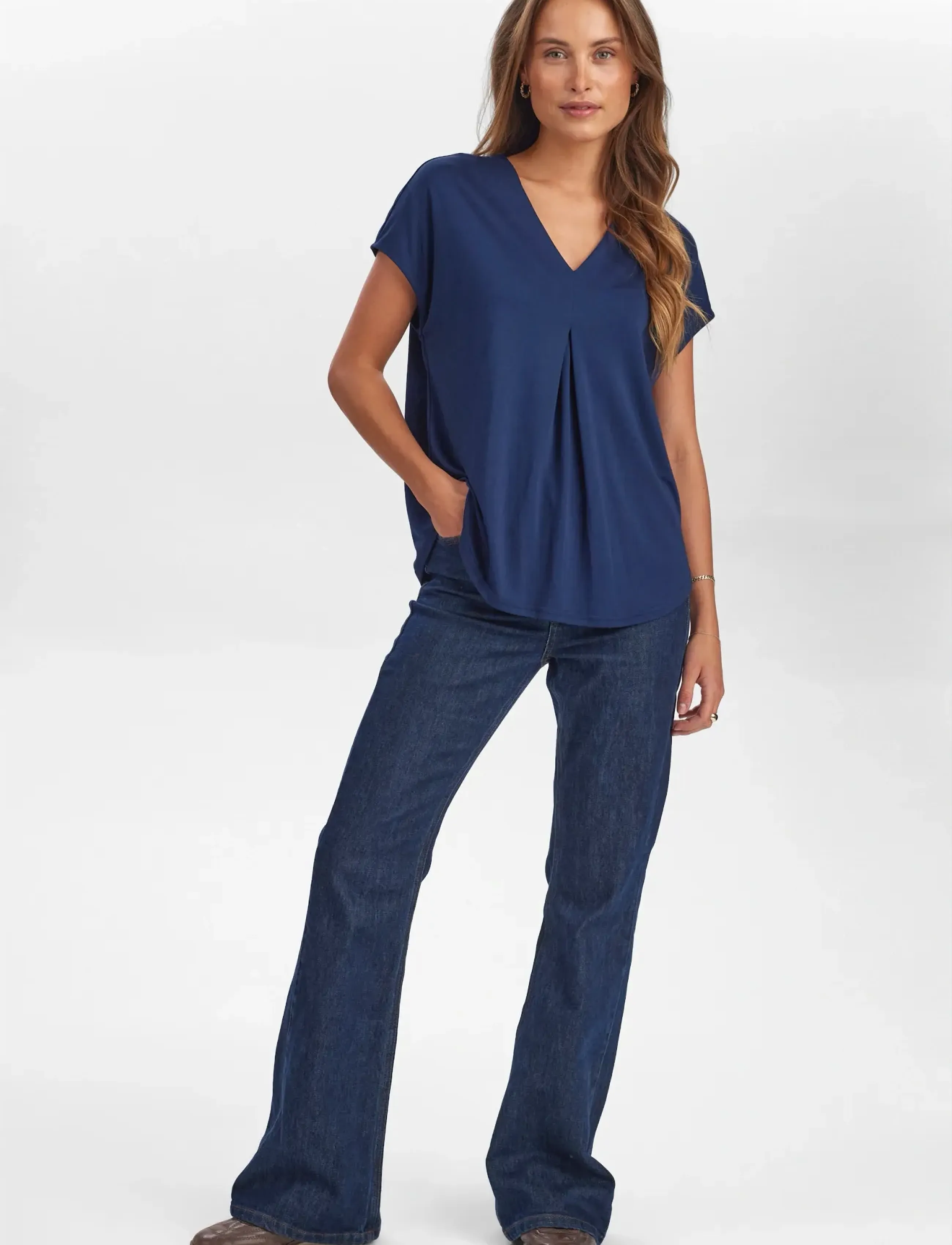 Nümph - NUTILIA SS BLOUSE - lühikeste varrukatega pluusid - dark sapphire - 4