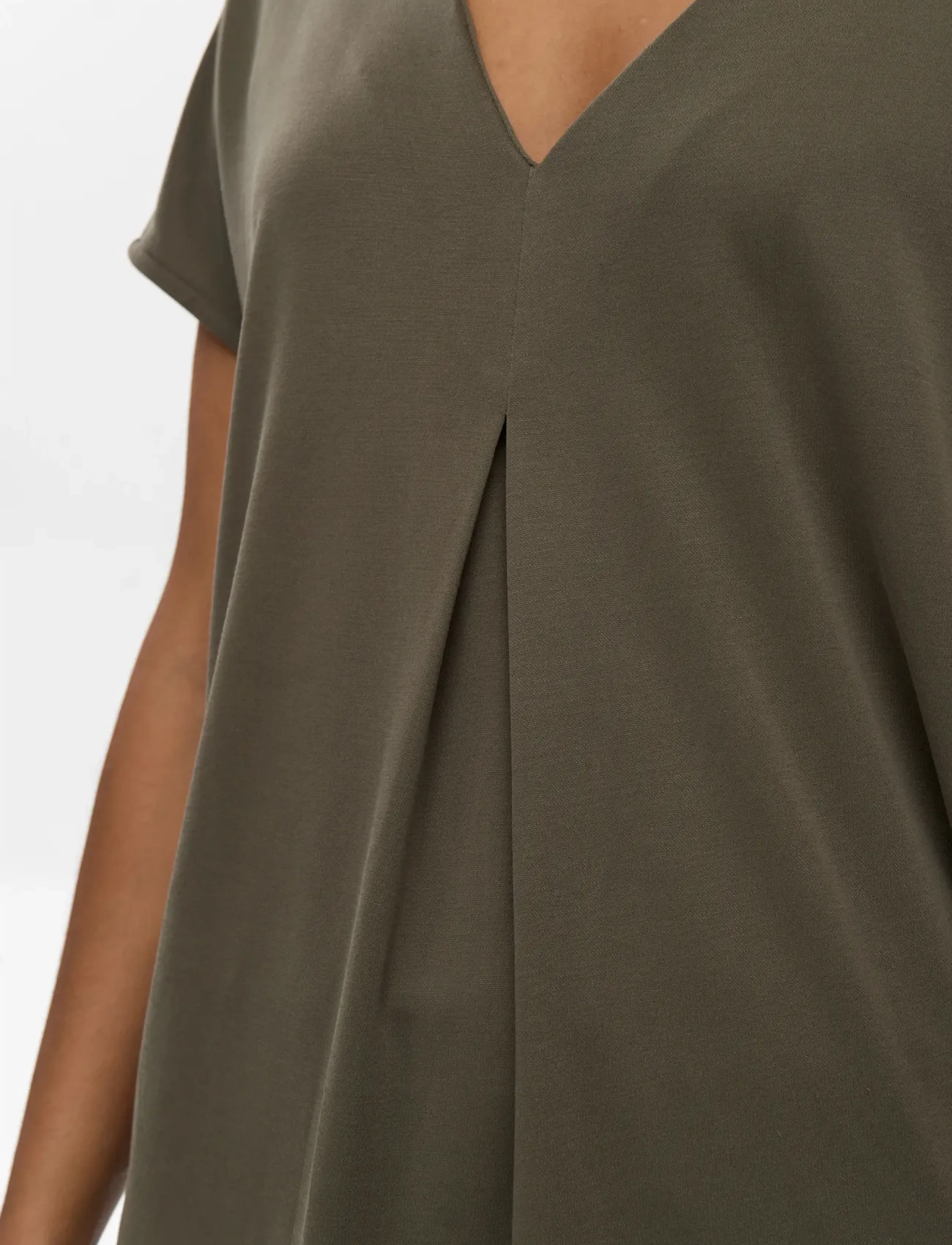 Nümph - NUTILIA SS BLOUSE - kortærmede bluser - grape leaf - 5
