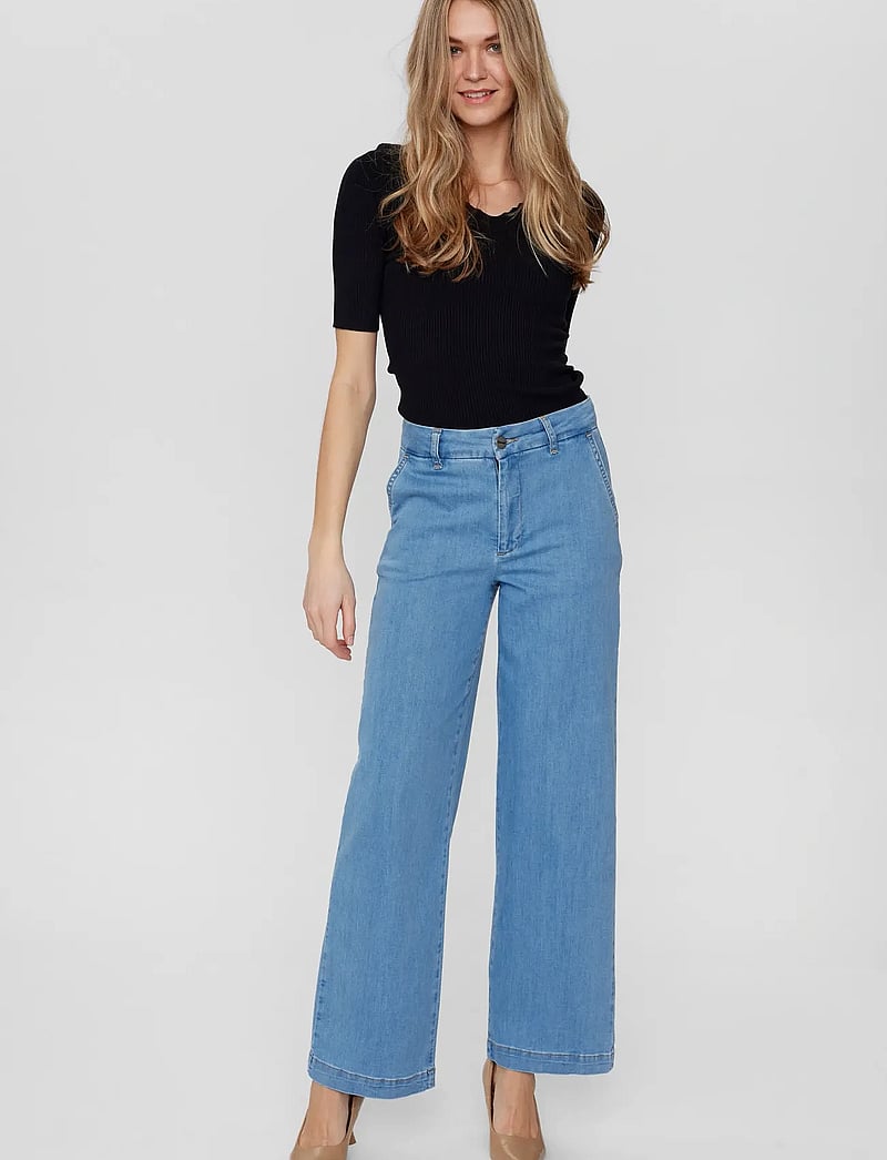 Nümph - NUAMBER PANTS - LIGHT BLUE - sirge säärega teksad - light blue denim - 4