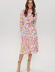 Nümph - NUSLISH DRESS - marškinių tipo suknelės - pink lemonade - 4